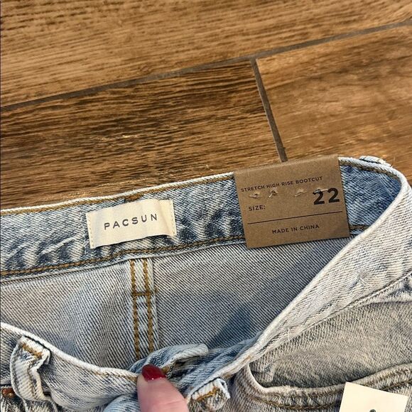 👖 PacSun Stretch High Rise Bootcut Jeans Women’s 22 Light Wash NWT - Picture 3 of 4